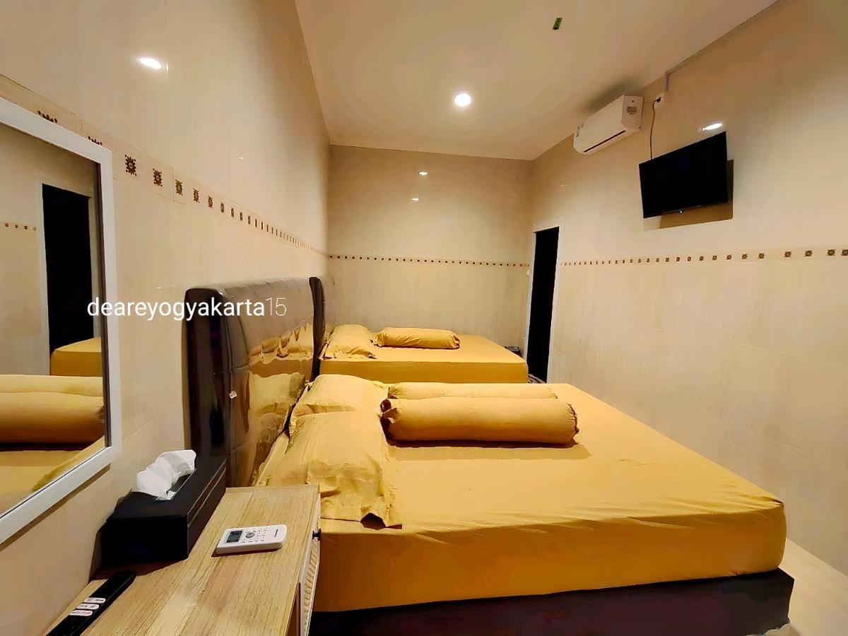 De Patuk Homestay Джок'якарта Екстер'єр фото