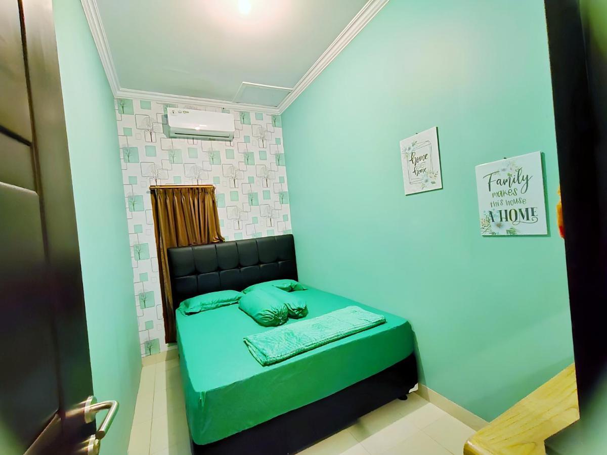 De Patuk Homestay Джок'якарта Екстер'єр фото